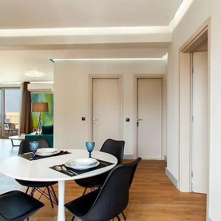 Minimal Loft Art With Sea View Over Harbour Lejlighed